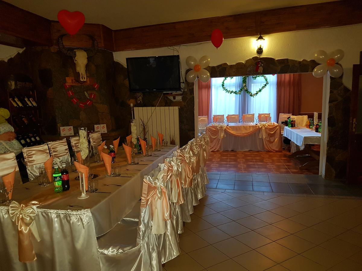 Kanclera Hotel Kaspichan エクステリア 写真